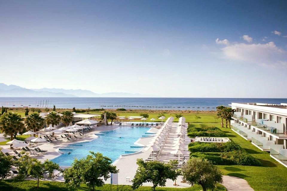 Neilson Messini Activity Beach Club Hotel กาลามาตา ภายนอก รูปภาพ