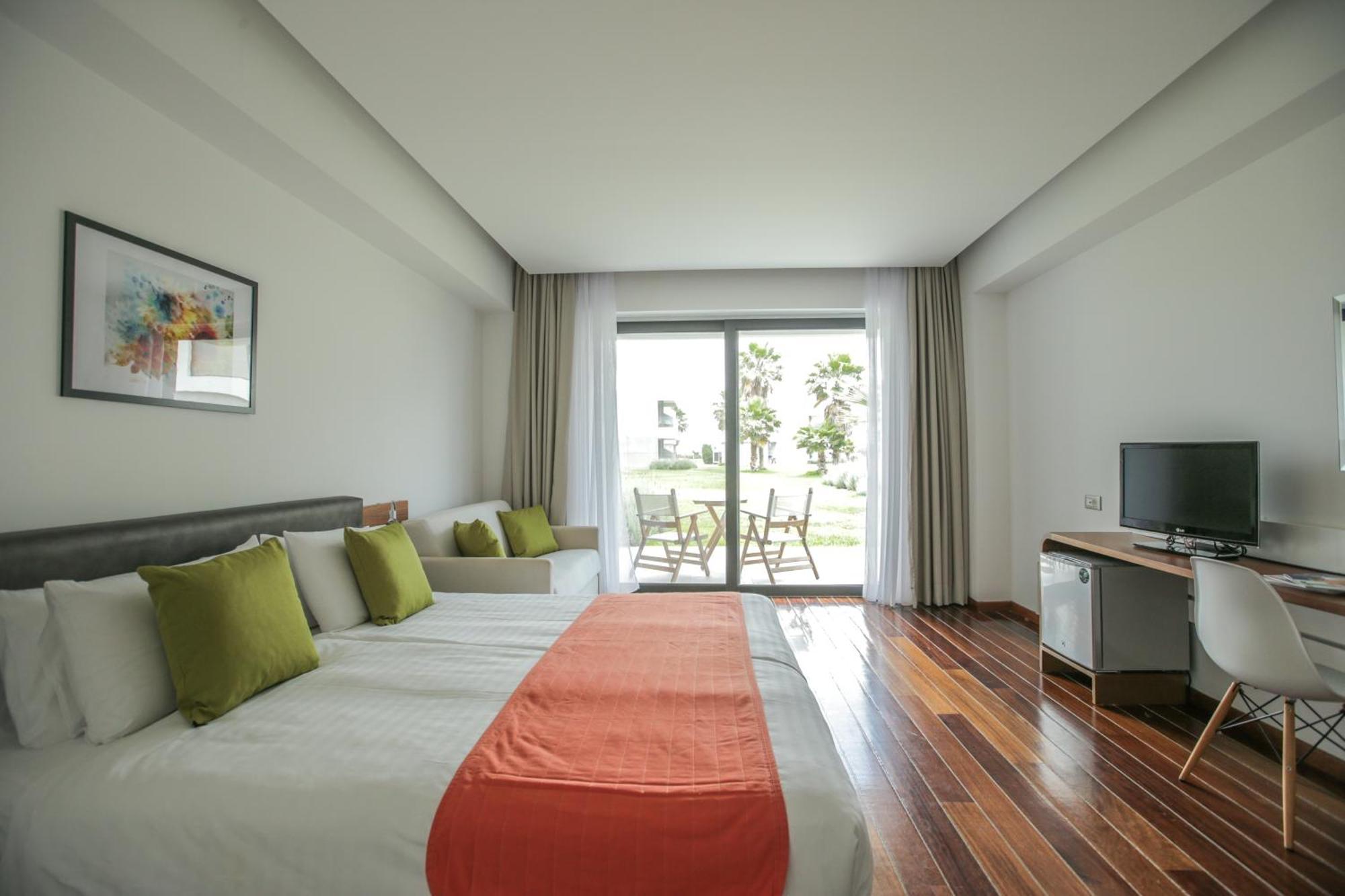 Neilson Messini Activity Beach Club Hotel กาลามาตา ภายนอก รูปภาพ